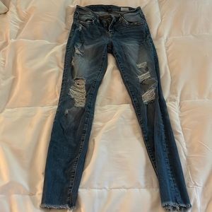 Bridge by gly buckle jeans size 23 worn twice very comfortable and stylish
